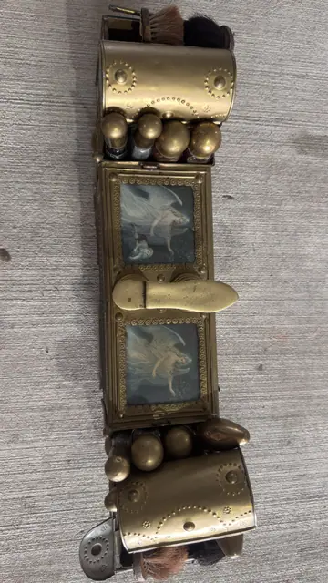 Antique Turkish Ottoman Brass Shoe-Shine Box (Boyaci Sandigi), circa 1900 - detail
