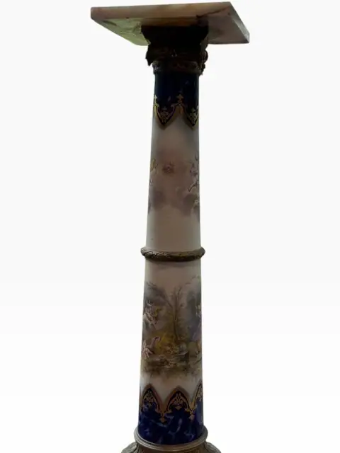 French Sèvres-Style Porcelain Pedestal with Hand-Painted Landscapes - detail