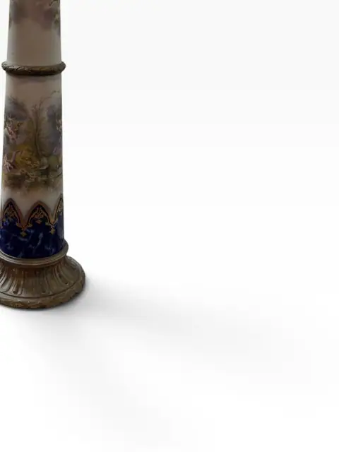 French Sèvres-Style Porcelain Pedestal with Hand-Painted Landscapes - detail