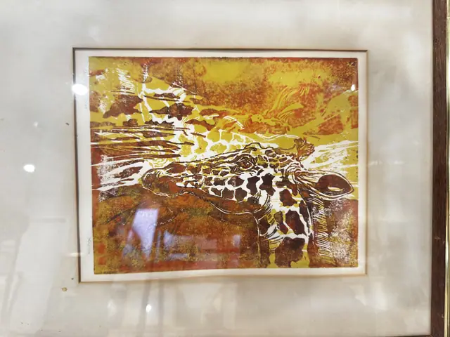 Giraffe Print with Wide Mat in Carved Gilt Frame - detail