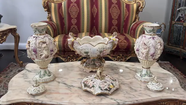Italian Capodimonte-Style Porcelain Three-Piece Garniture Set with Figural Reliefs - detail
