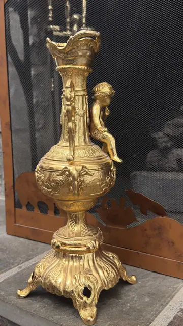 Italian-Style Gilt Bronze Urn with Putto Handles, 19th-Century Taste - detail