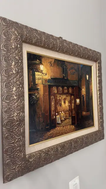 La Casona — European Street Café by Night - detail