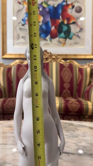 Matte Bisque Porcelain Standing Female Nude - detail