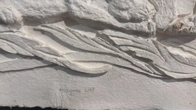 'Mayan Wall' - Handmade Paper Relief with Jaguars, Signed - detail