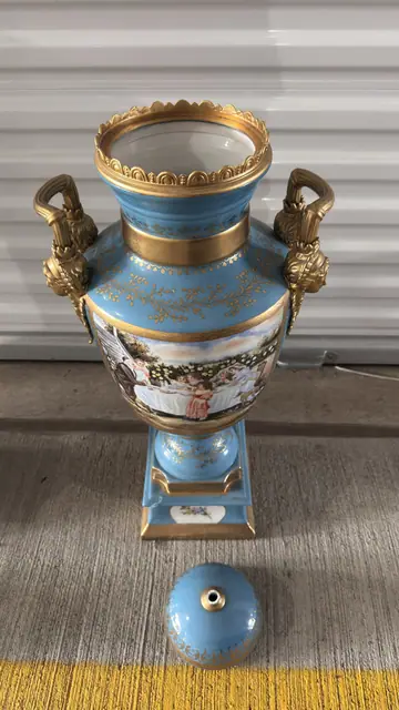 Pair of French Sèvres-Style Bleu Céleste Porcelain Lidded Urns with Hand-Painted Genre Scenes - detail