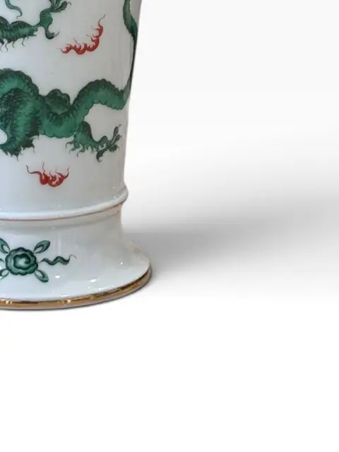 Porcelain Trumpet Vase with Green Ming Dragon Decoration - detail