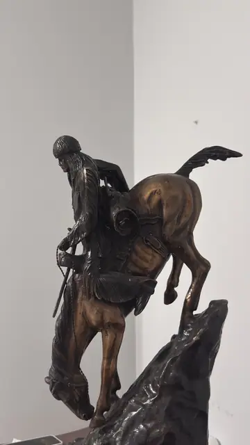 'The Mountain Man' Bronze Sculpture After Frederic Remington - detail