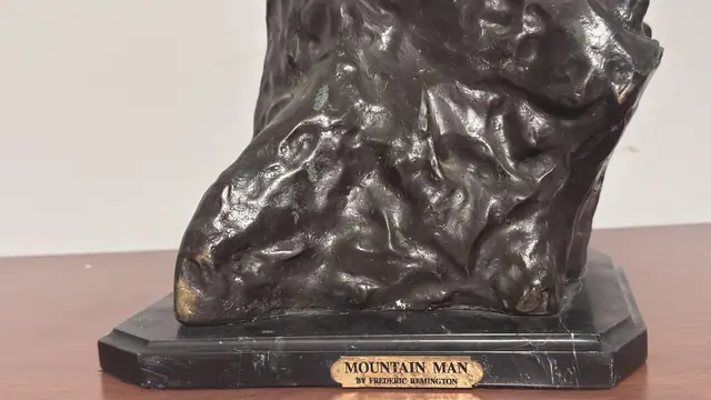 'The Mountain Man' Bronze Sculpture After Frederic Remington - detail