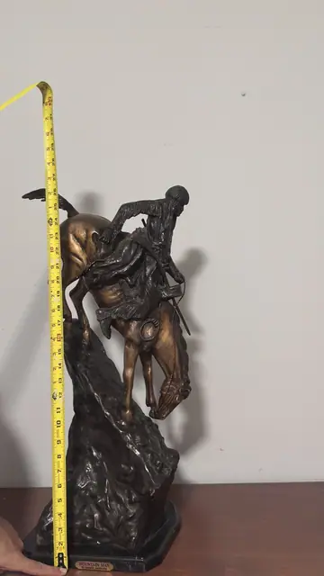 'The Mountain Man' Bronze Sculpture After Frederic Remington - detail