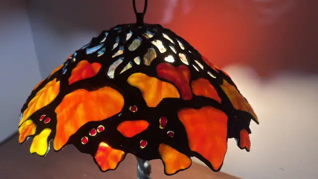 Tiffany-Style Autumn Leaves Stained-Glass Table Lamp - detail
