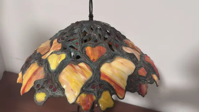 Tiffany-Style Autumn Leaves Stained-Glass Table Lamp - detail