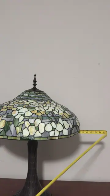 Tiffany-Style Dogwood Table Lamp with White Blossom Dome Shade - detail