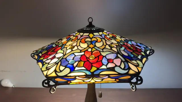 Tiffany-Style Floral Mission Table Lamp with Square Stained Glass Shade - detail