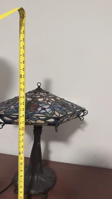 Tiffany-Style Floral Mission Table Lamp with Square Stained Glass Shade - detail