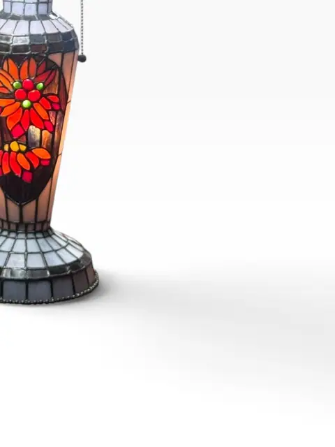 Tiffany-Style Floral Stained-Glass Table Lamp - detail