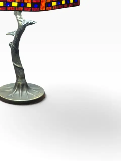 Tiffany-Style Leaded Glass Table Lamp with Tree-Trunk Base - detail