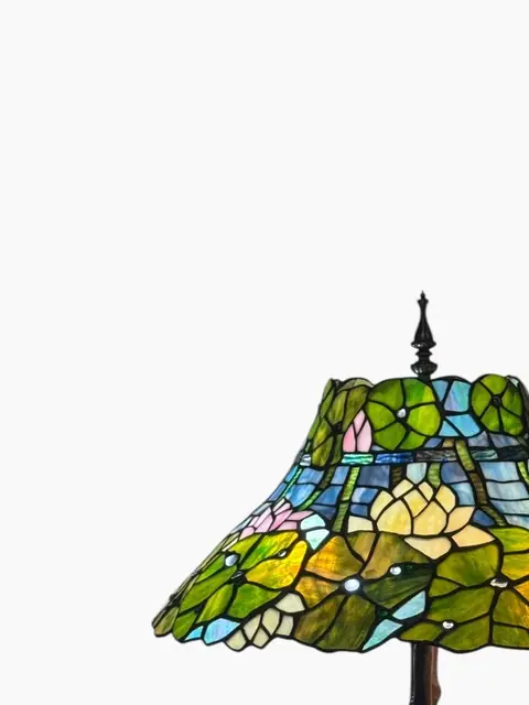 Tiffany-Style Pond Lily Stained Glass Table Lamp - detail