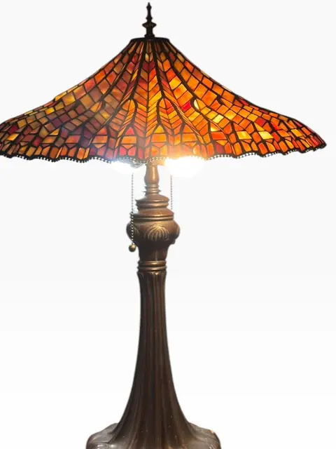 Tiffany-Style Spider Web Table Lamp with Amber Cone Shade - detail