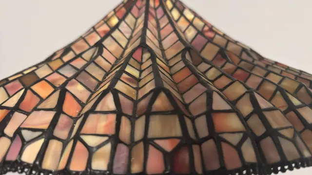 Tiffany-Style Spider Web Table Lamp with Amber Cone Shade - detail