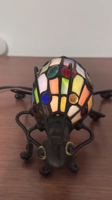 Tiffany-Style Stained Glass Beetle Accent Lamp - detail