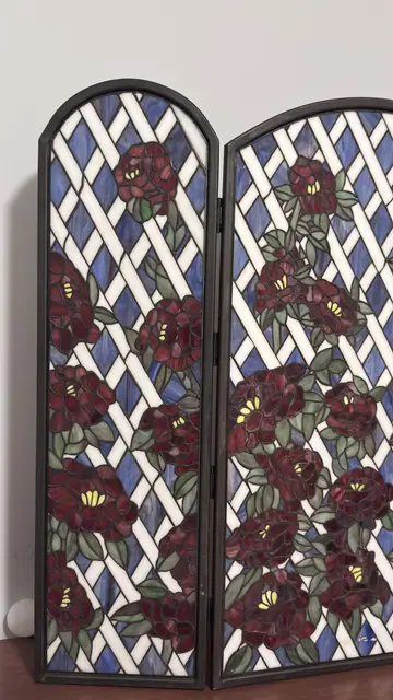 Tiffany-Style Stained Glass Three-Panel Fireplace Screen with Red Roses - detail